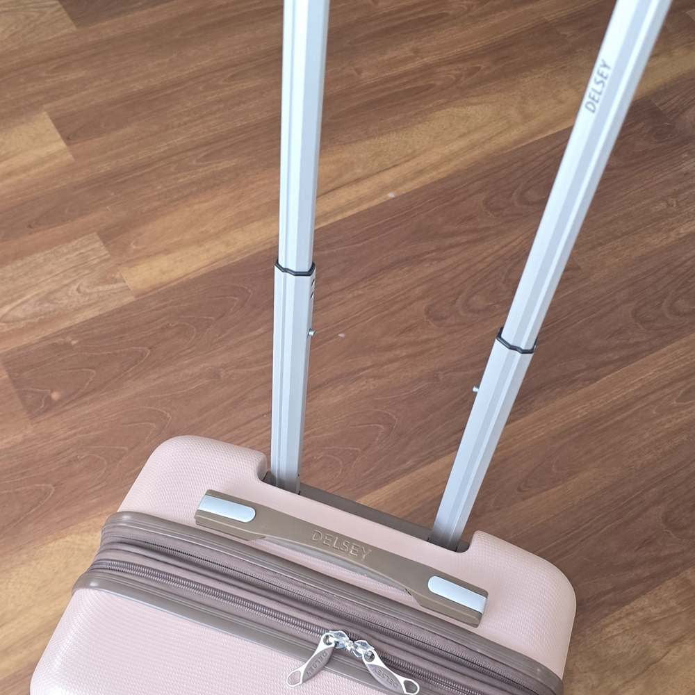 Delsey Paris Pink Hard Shell Suitcase with Wheels - Picture 2 of 4